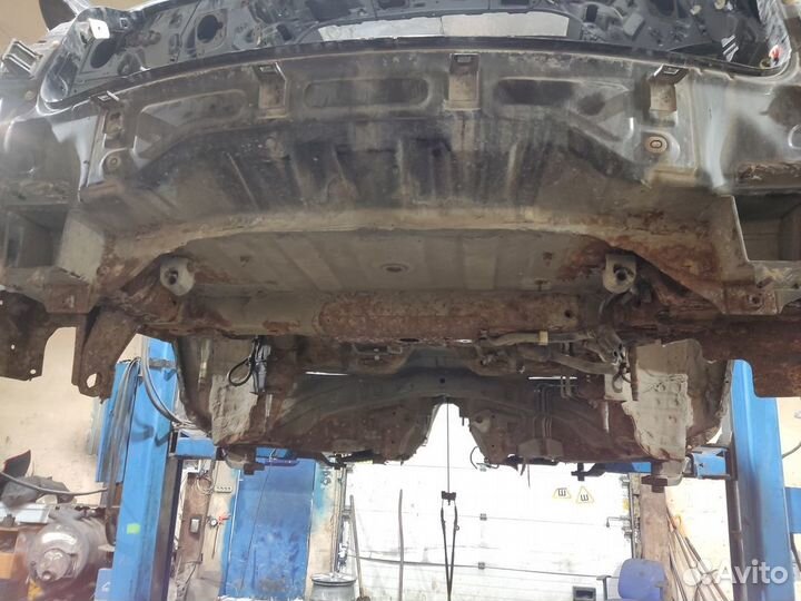 Панель задняя Infiniti Fx 2003-2007