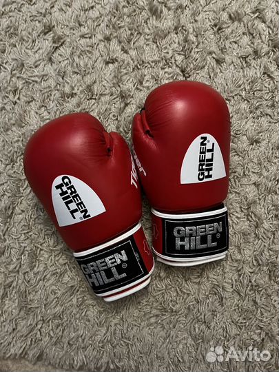 Боксерские перчатки 10 oz green hill tiger