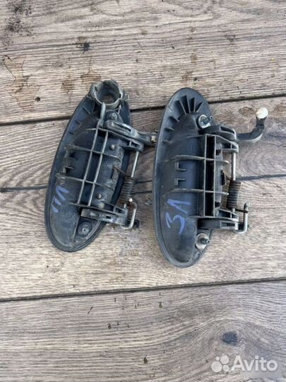 Ручка открывания двери наружная Renault Laguna 2.0