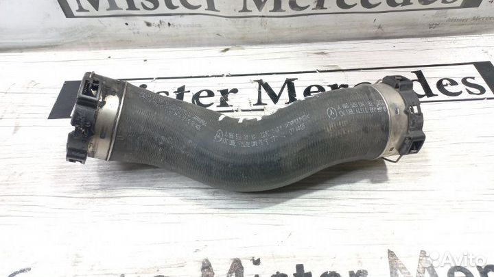 Патрубок интеркулера правый Mercedes-Benz M-Class