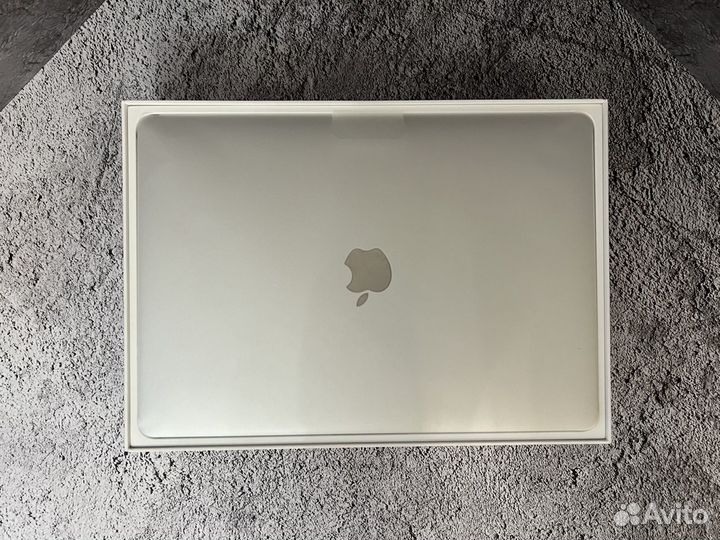 Apple MacBook Pro 13 2019 i5/8/256 touchbar
