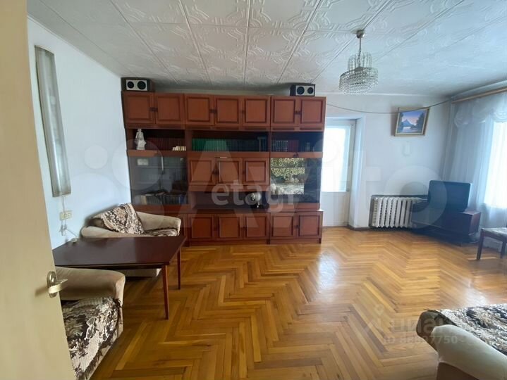 3-к. квартира, 60 м², 3/9 эт.