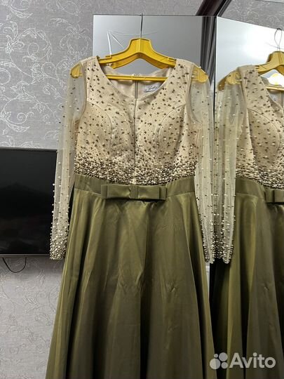 Вечернее платье