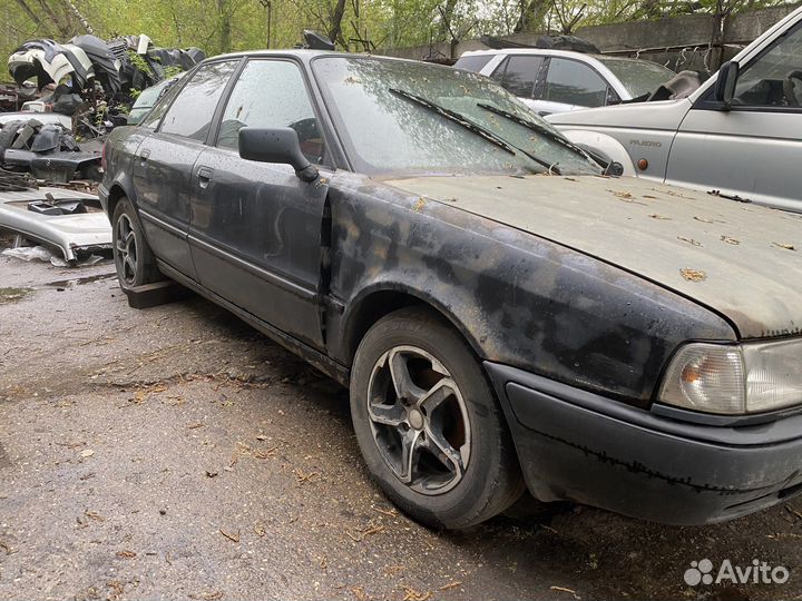 Audi 80 в4 двс 2,0 МКПП
