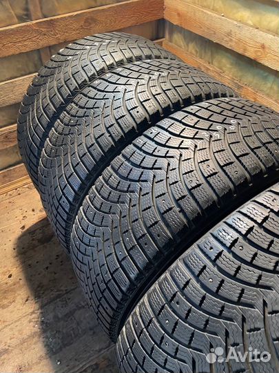 Michelin Latitude X-Ice North 2 265/45 R21