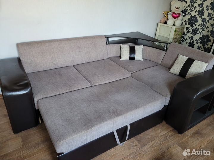Угловой диван бу