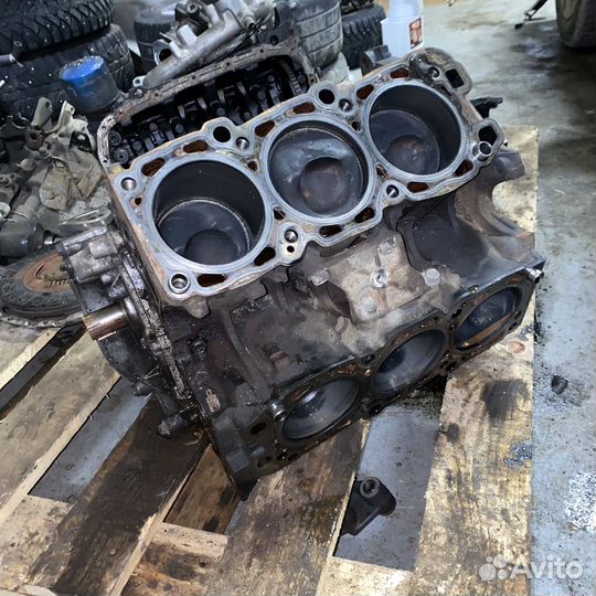 Блок цилиндров Mitsubishi Pajero 3 3.5