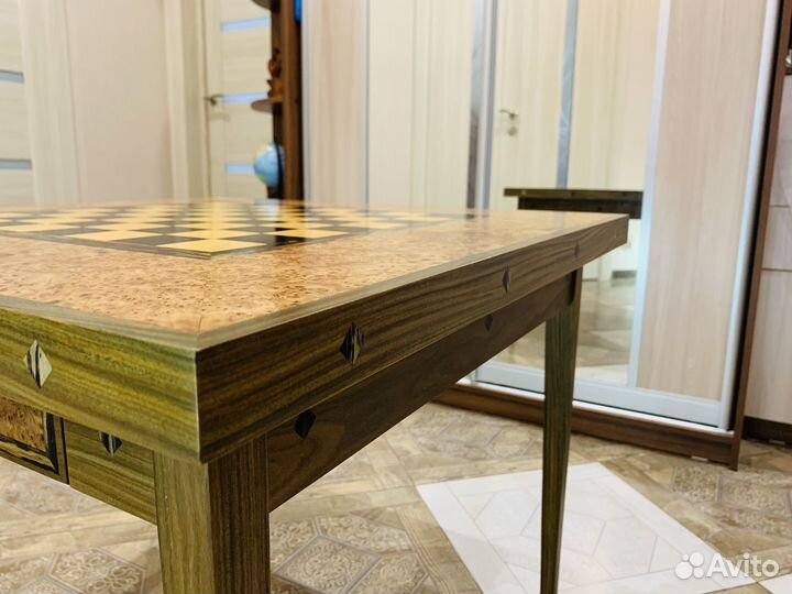 Шахматный столик. Эксклюзив