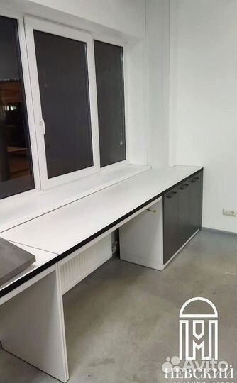Письменные столы под окно под заказ