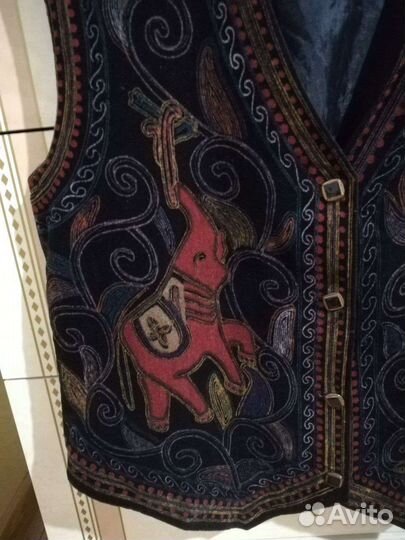 Винтажная безрукавка