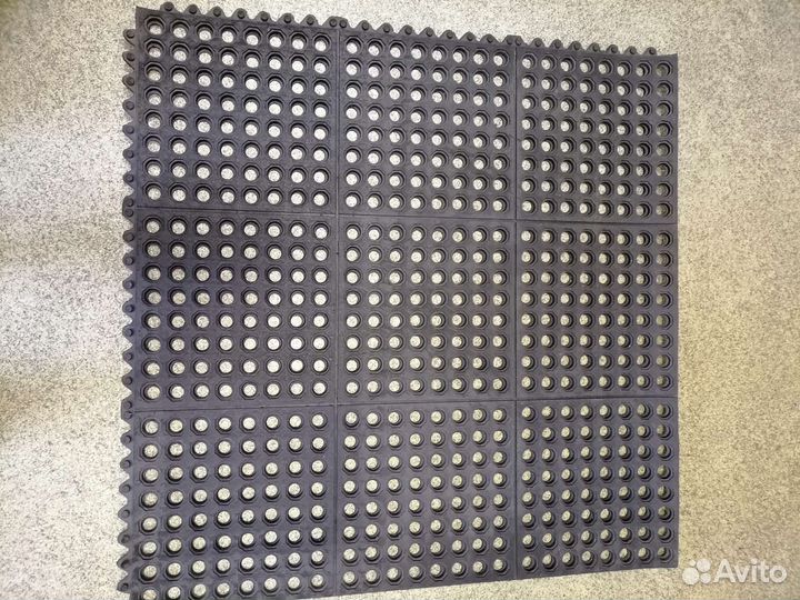 Резиновый грязезащитный ковёр ринго-мат