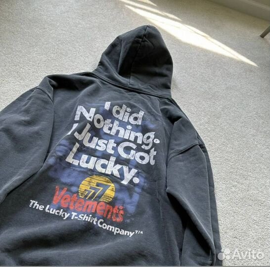 Vetements худи оверсайз Lucky day