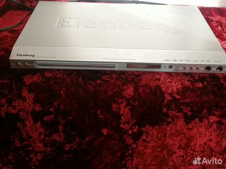 DVD плеер в рабочем состоянии