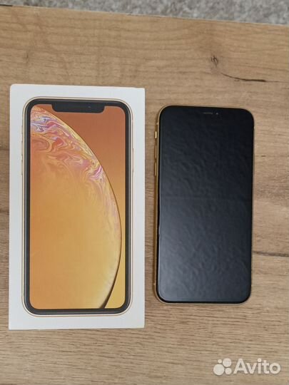 iPhone Xr, 64 ГБ