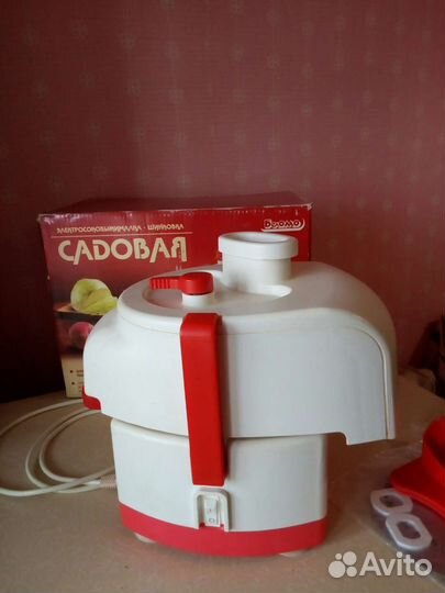 Электросоковыжималка - шинковка Садовая свшпп 302