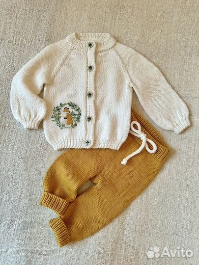 Костюм детский ручной работы (кардиган+штанишки)