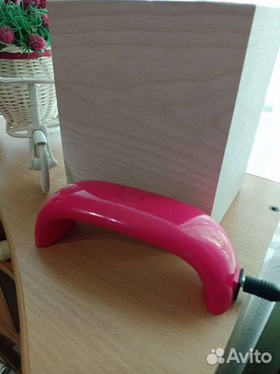 Лампа для ногтей