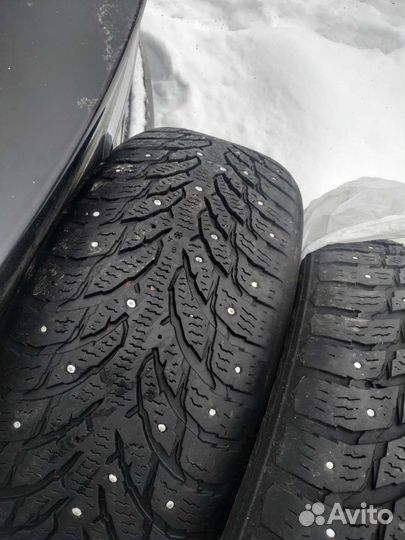 Nokian Tyres Hakkapeliitta 9 235/55 R19 111V