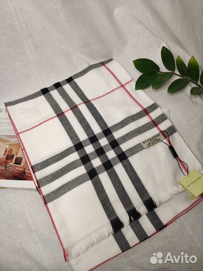 Шарф burberry
