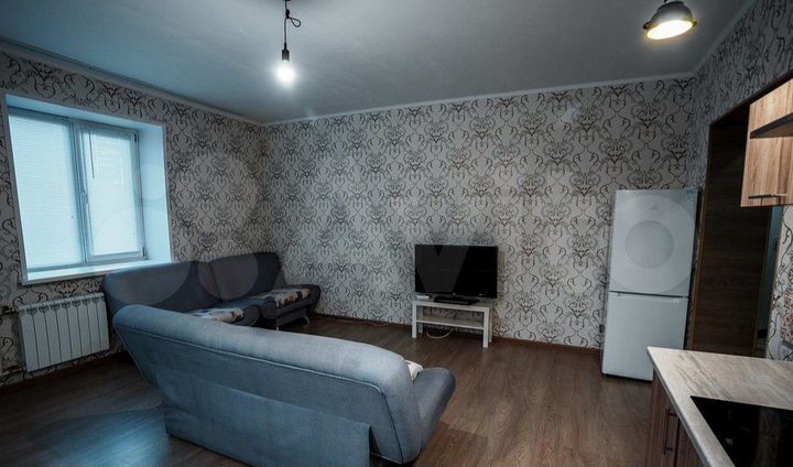 2-к. квартира, 50 м², 1/9 эт.