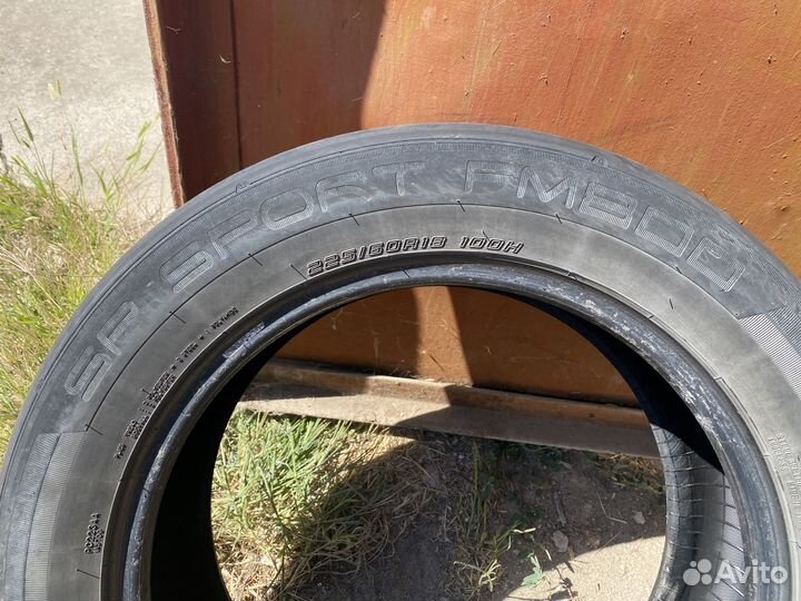 Dunlop SP Sport 8050 225/60 R18