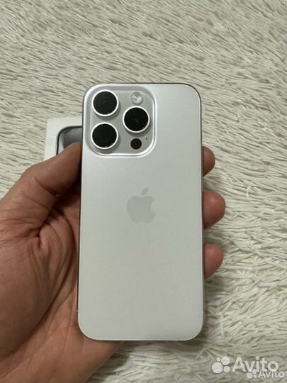 iPhone 15 Pro, 256 ГБ