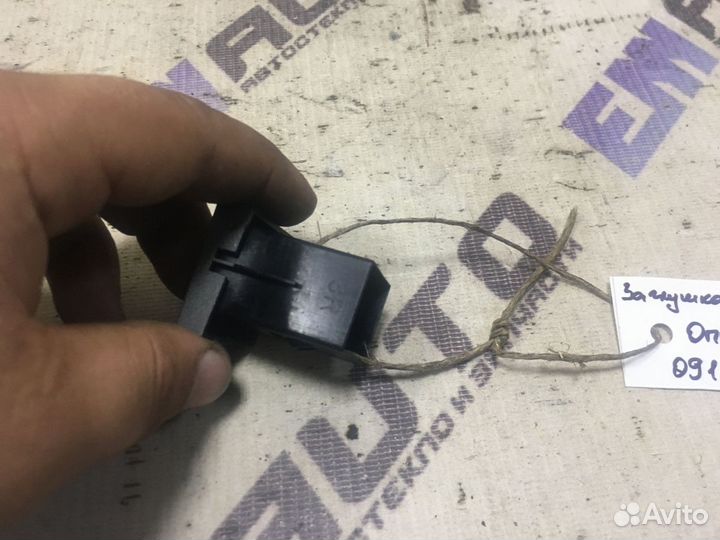 Заглушка кнопки Опель Вектра Ц