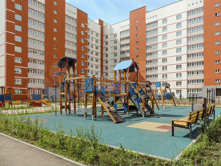 2-к. квартира, 65,5 м², 1/10 эт.