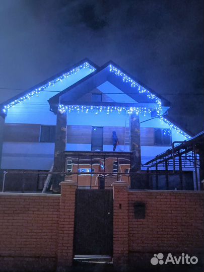 Монтаж уличных гирлянд