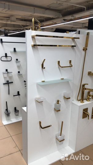 Стенды под сантехнику и аксисуарв