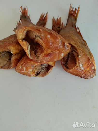 Морской окунь горячего копчения