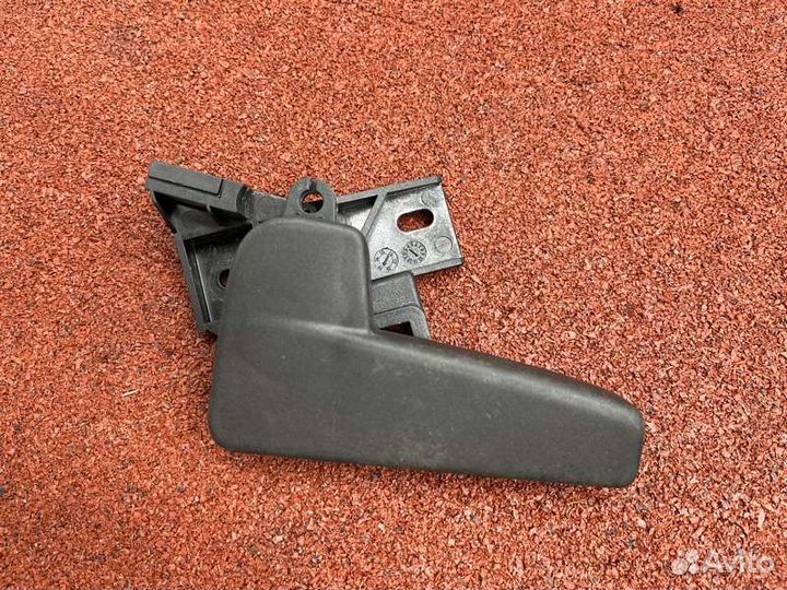 Ручка открывания капота Skoda Kodiaq NS7 2016-2021