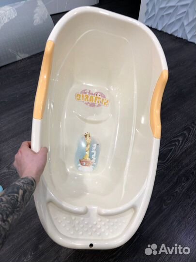 Тазик для купания новорожденного