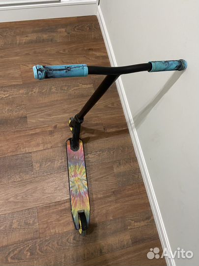 Самокат трюковой