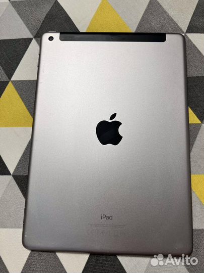 iPad 5 A1823 17 года