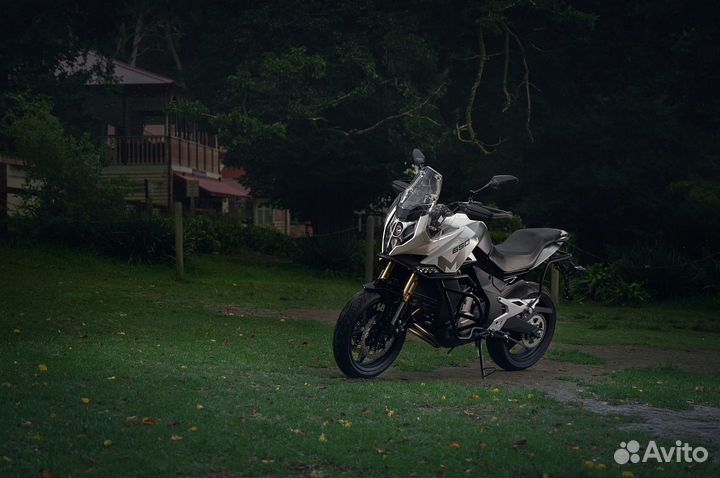 Мотоцикл cfmoto 650MT