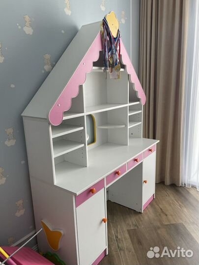 Детская мебель для девочки