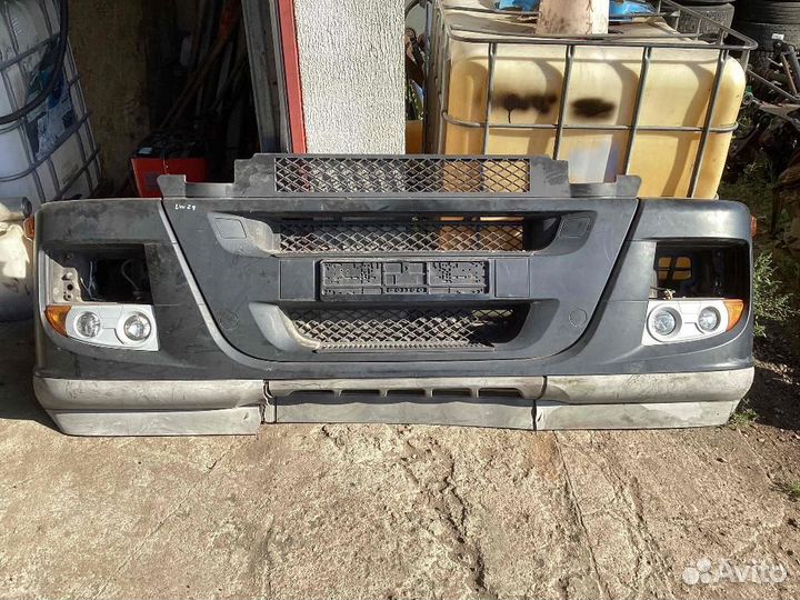 Бампер передний Iveco Stralis