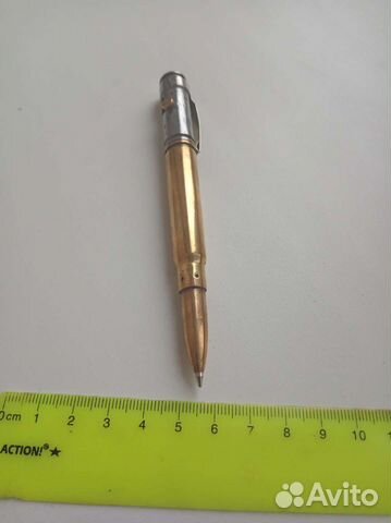 Шариковая ручка 