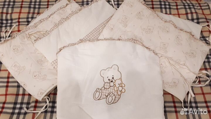 Бортики в кроватку