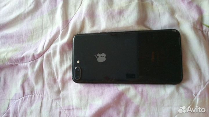 iPhone 8 Plus, 64 ГБ