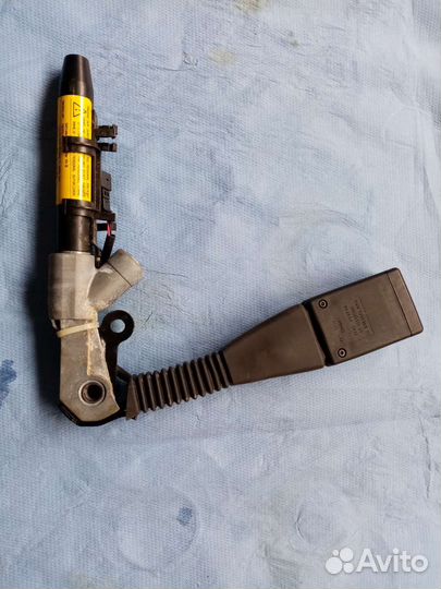 Пиропатрон передний левый BMW E70-E71