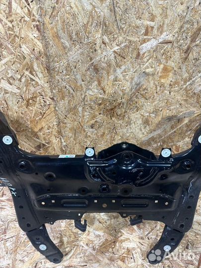 Подрамник передний Bmw X1 U11