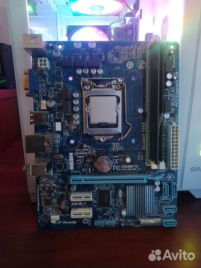 Материнская плата с процессором и памятью 1155