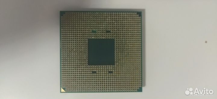 Процессор AMD Ryzen 5 PRO 2400G