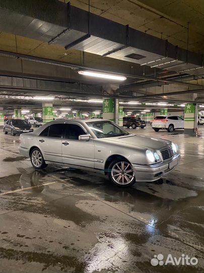 Mercedes-Benz E-класс 2.4 AT, 1998, 119 000 км