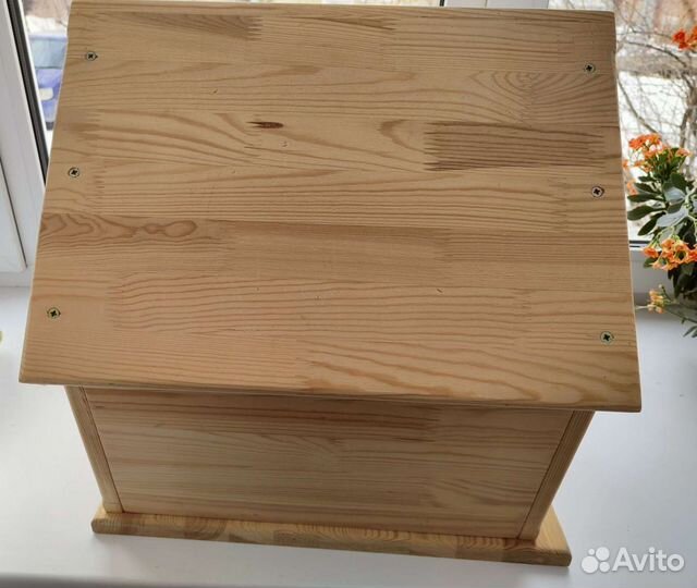 Будка для маленькой собачки или кошки