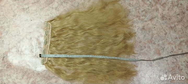 Волосы на заколках искусственные