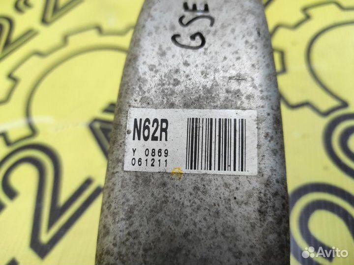 Цапфа (поворотный кулак) передняя правая Lexus