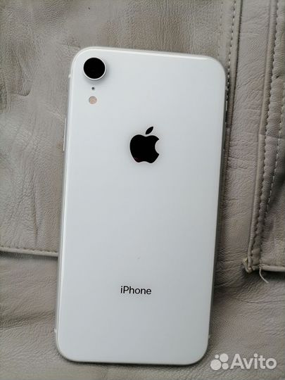 iPhone Xr, 64 ГБ